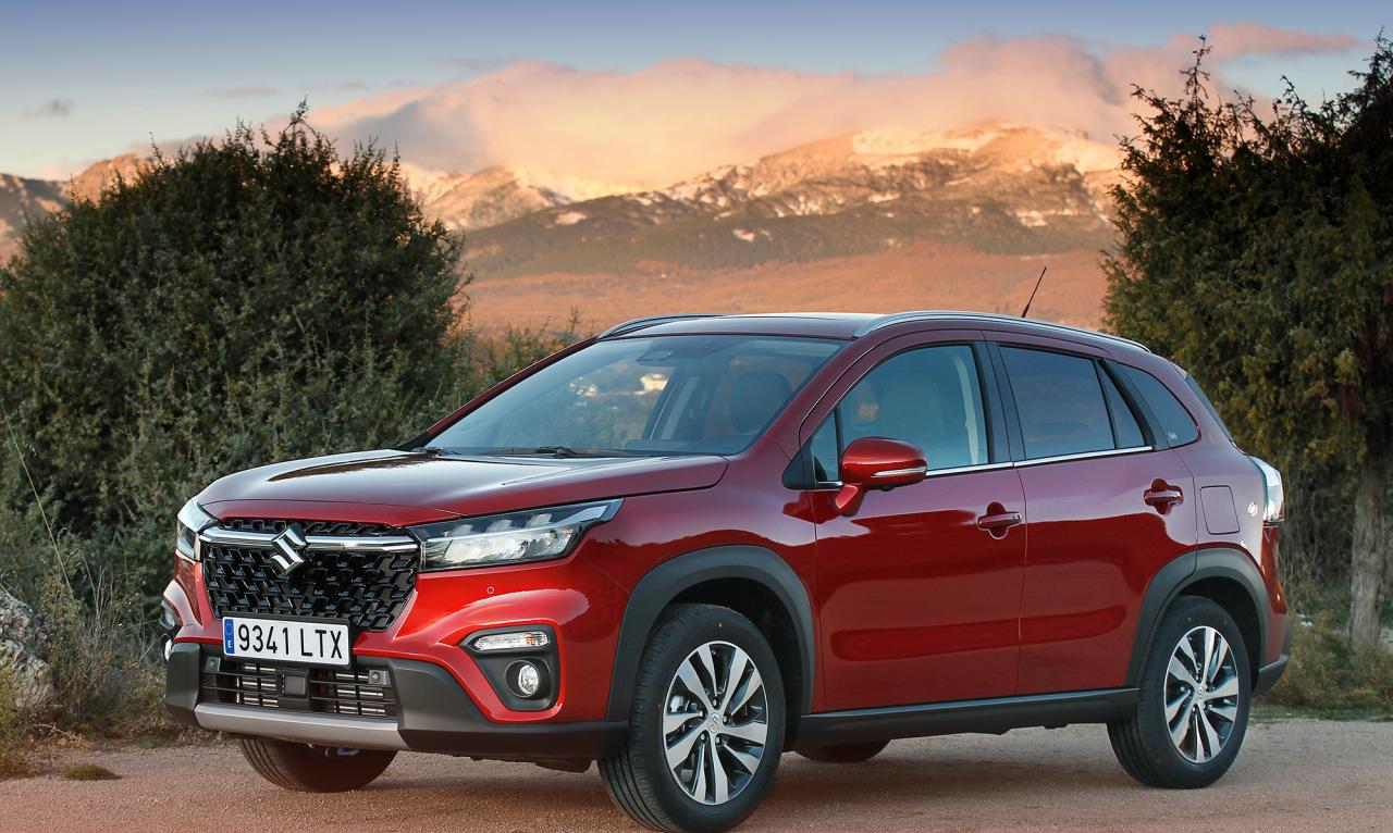 suzuki_s-cross_hybrid_allgrip_1.jpeg Suzuki S-Cross Front