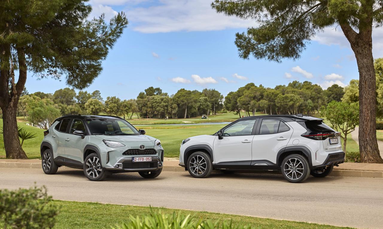 Toyota Yaris Cross Front/Seite und Seite/Heck