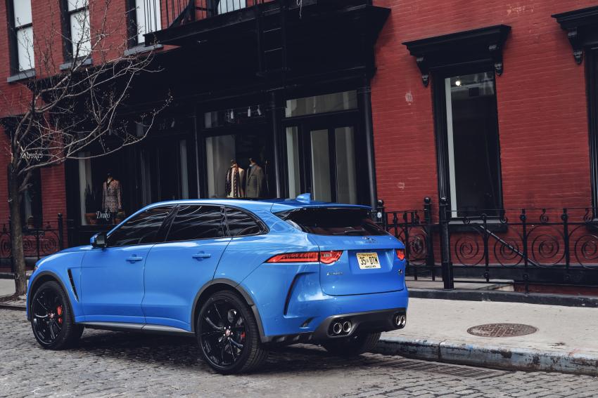 Jaguar F-Pace SVR