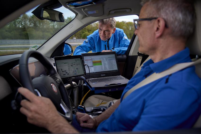 BMW i Hydrogen Next Cockpit