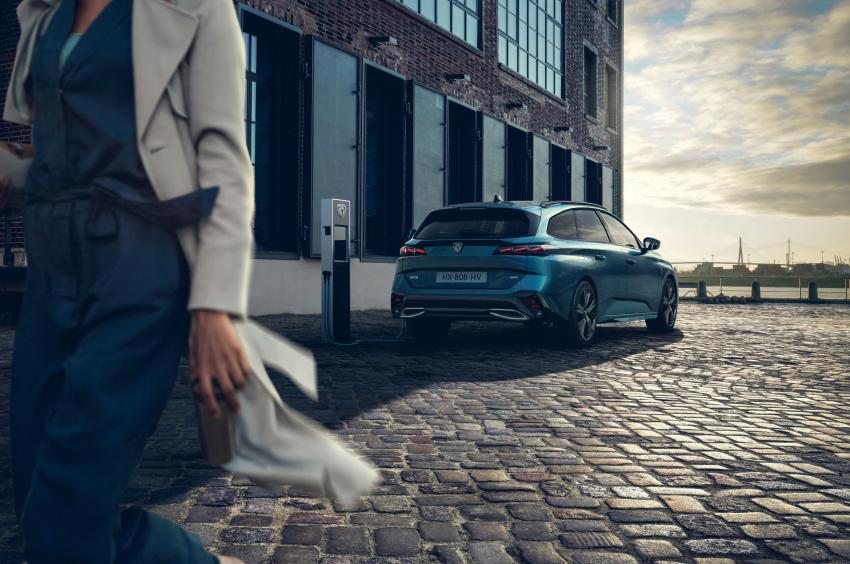 Peugeot 308 SW Heck laden