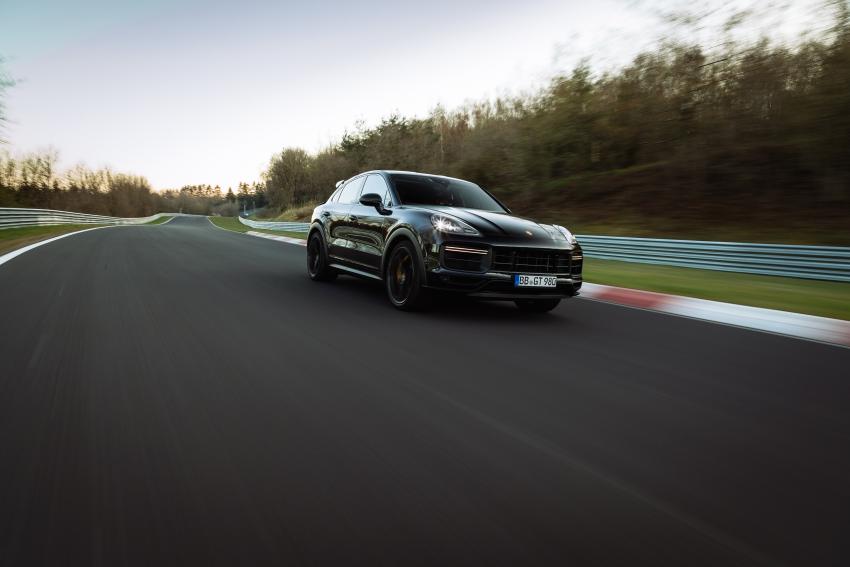 Porsche Cayenne Rekord Nordschleife Front