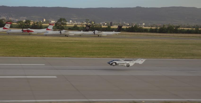 AirCar Prototyp 1 Landung Seite