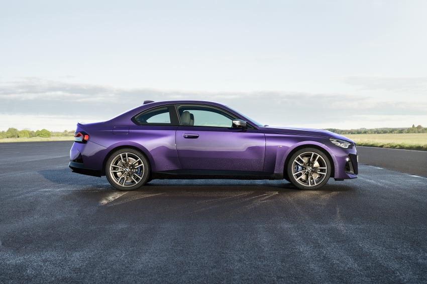 BMW 2er Coupé 3.jpg BMW 2er Coupé Seite