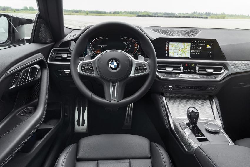 BMW 2er Coupé 5.jpg BMW 2er Coupé Cockpit
