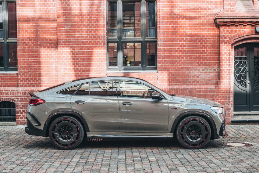 Brabus 900 Rocket Edition 3.jpg Brabus 900 Rocket Edition Seite
