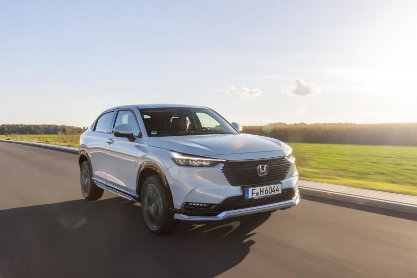 Honda HR-V e:HEV Front