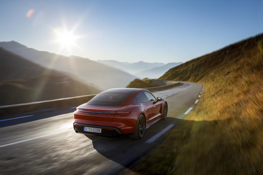 Porsche Taycan GTS 2.jpg Porsche Taycan GTS Heck