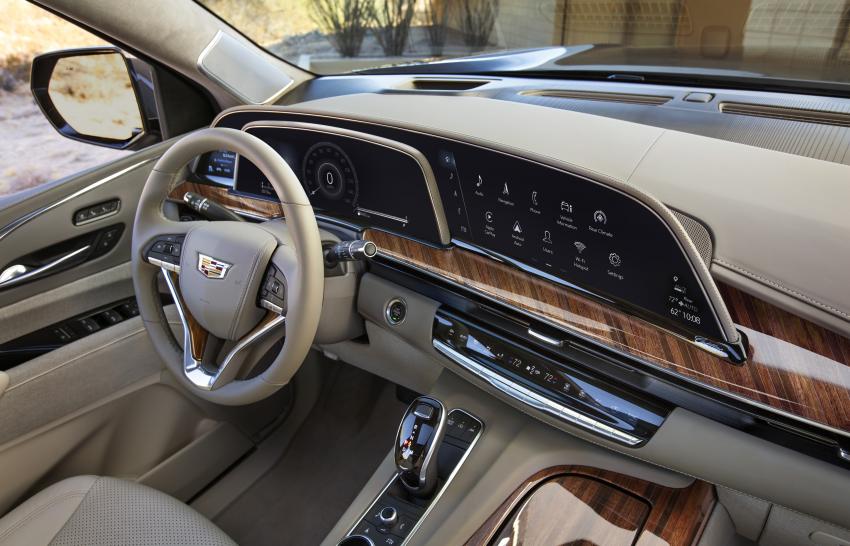 Cadillac Escalade V Cockpit