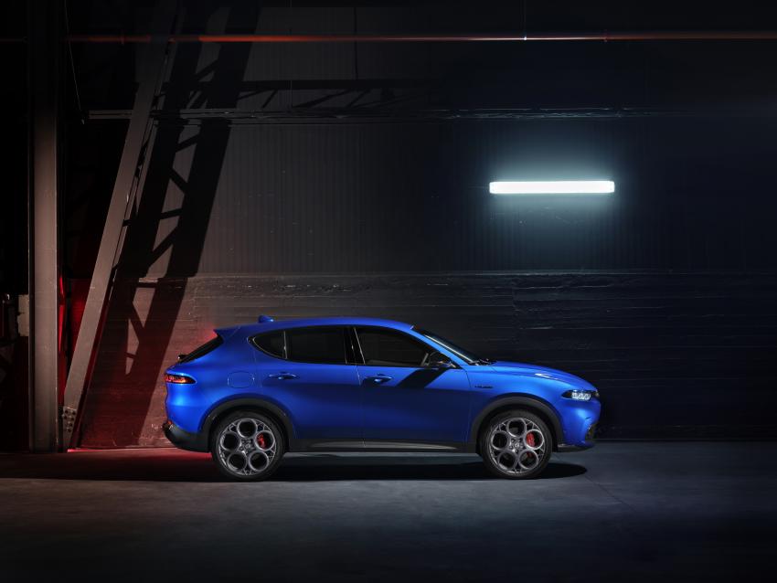 Alfa Romeo Tonale Seitenansicht