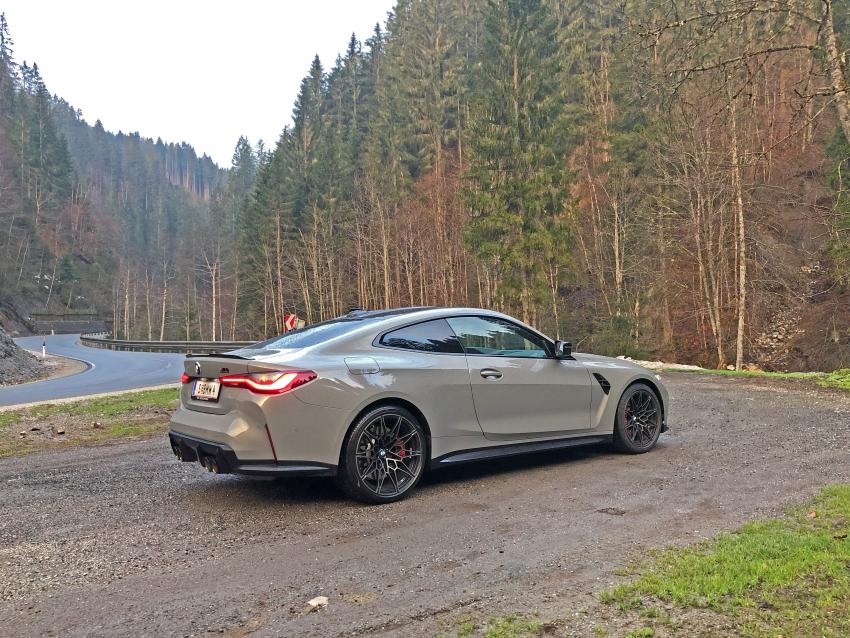 Im Hintergrund sieht man die Hochkönigstraße - in diesem Moment einzig und allein das Revier des M4.