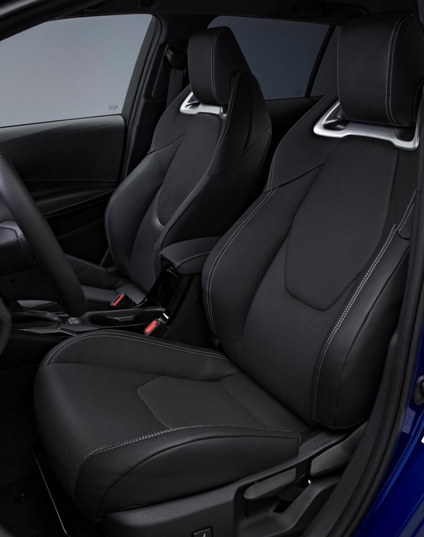 Toyota Corolla Facelift (14).jpg Toyota Corolla Sitze
