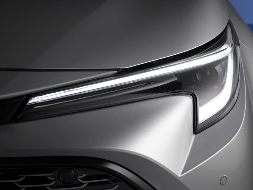 Toyota Corolla Facelift (7).jpg Toyota Corolla Scheinwerfer