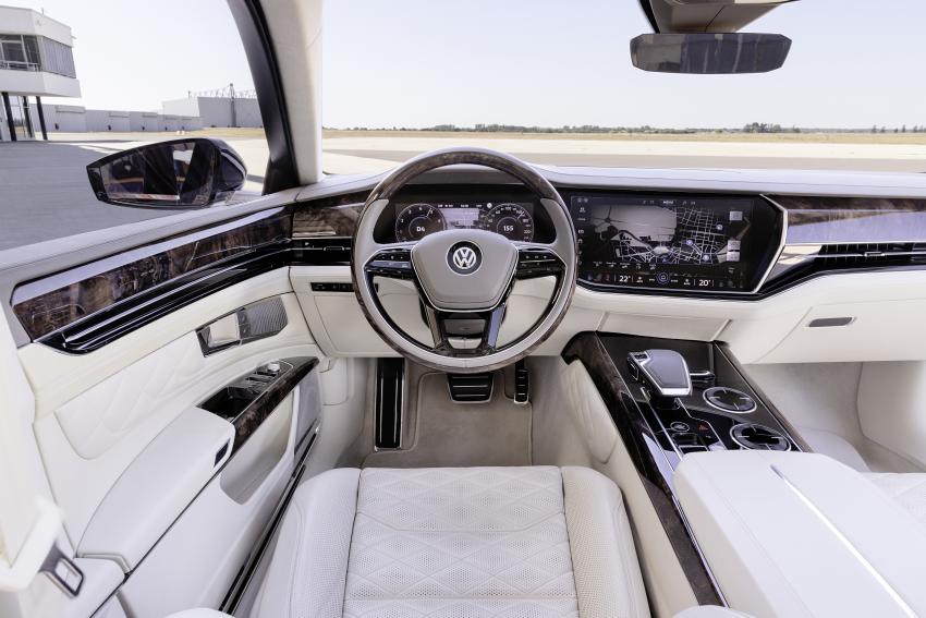 Volkswagen Phaeton D2 Cockpit
