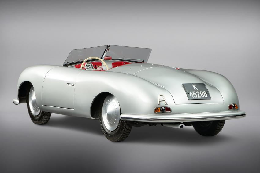 Porsche 2.jpg Porsche 356-001 Heck/Seite
