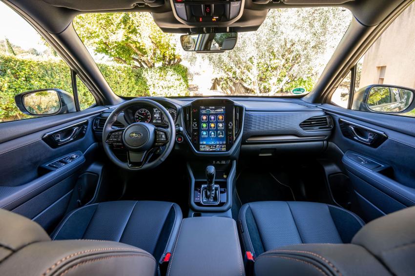 Bild 3_Subaru.jpg Subaru Forester Cockpit