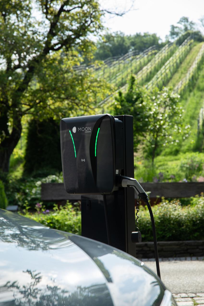 Aufmacher_11.jpg Moon Power Wallbox
