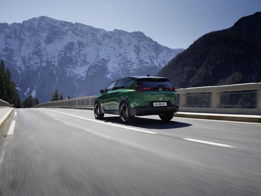 Bild 2_Citroen.jpg Citroën C5 Aircross Heck/Seite in Fahrt