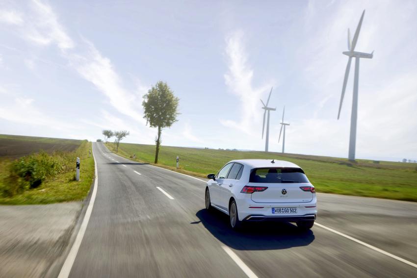 BU23.jpg Volkswagen Golf eHybrid