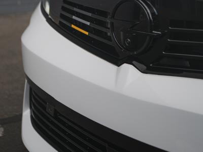 Opel Astra Grill