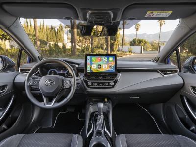 Toyota Corolla Cockpit