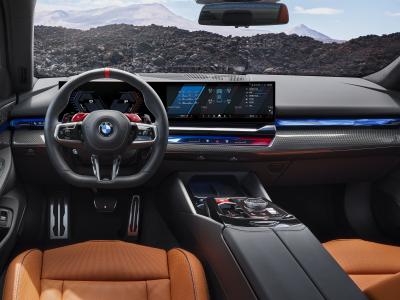 BMW M5 Cockpit