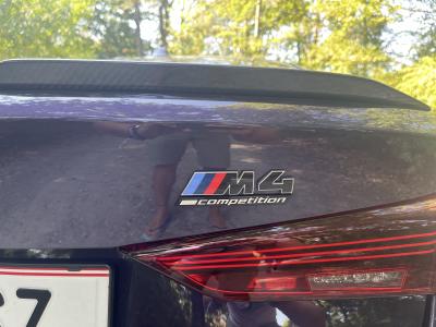 BMW M4 Competition Schriftzug Heck