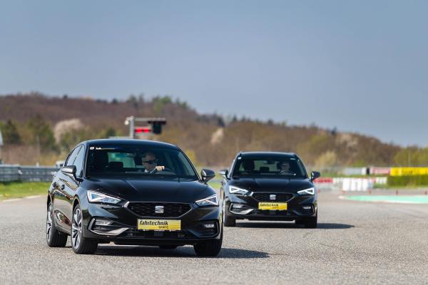 Seat Leon der ÖAMTC Fahrtechnik dynamisch