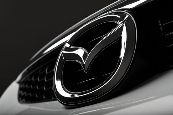 Mazda CX-9 Front Detail Logo