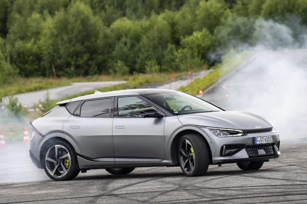 Kia EV6 GT Seite/Front im Drift