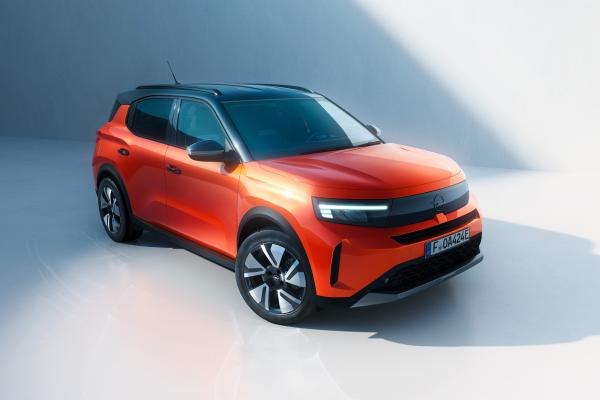 Opel Frontera Front/Seite