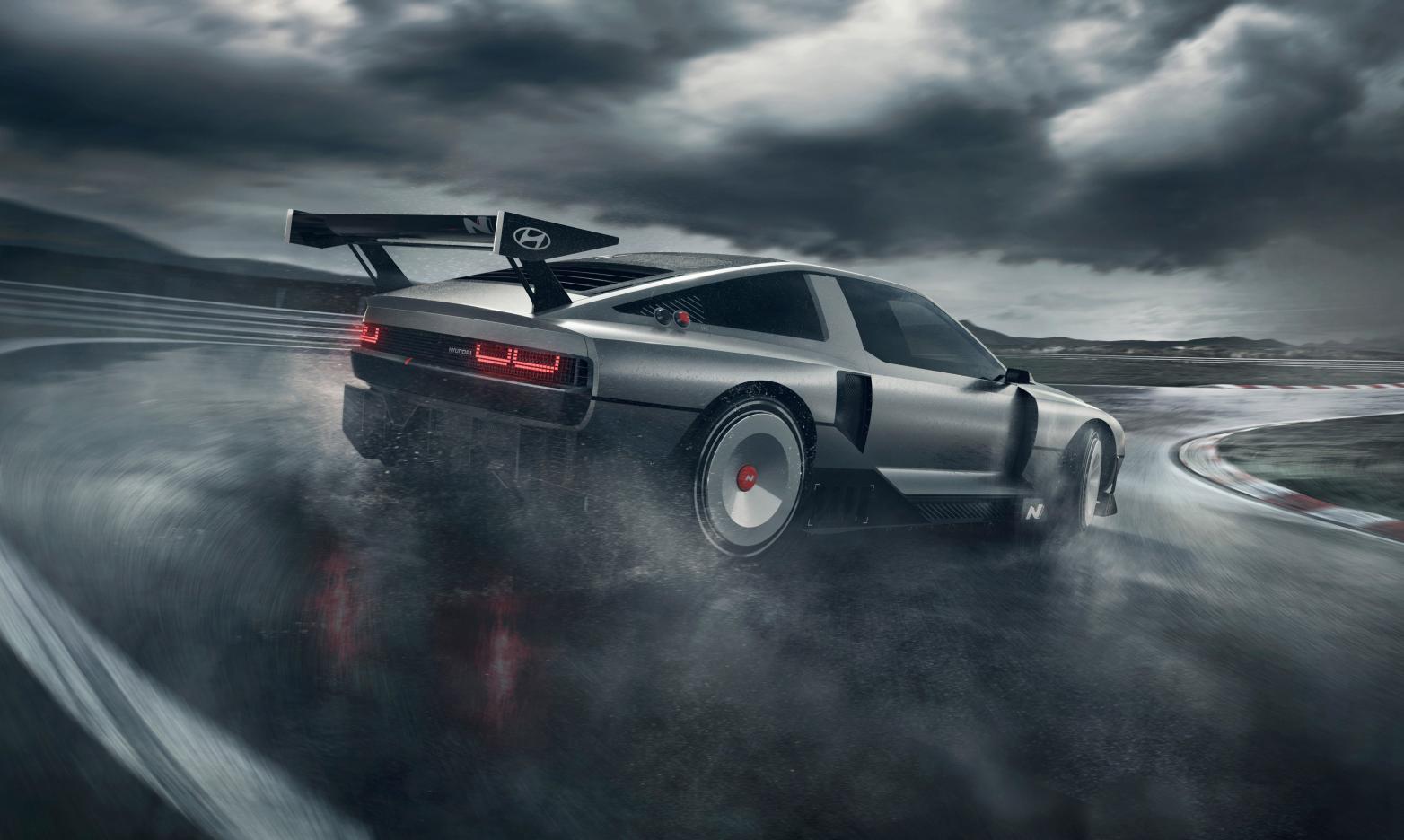 Hyundai N Vision 74 in Fahrt