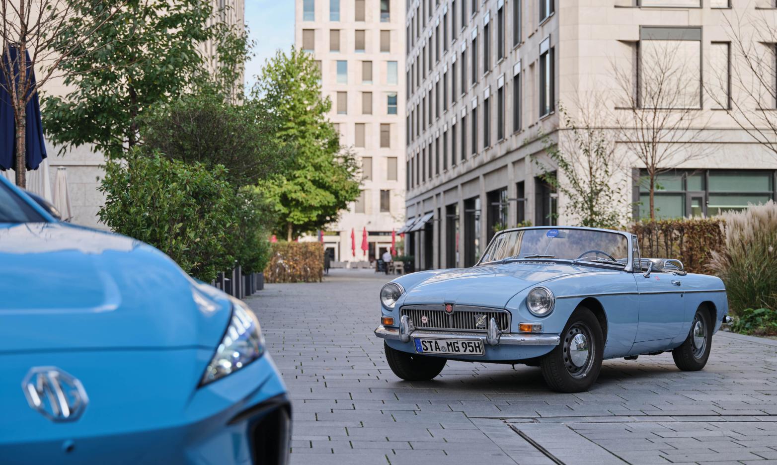 MG4 Front und MG B Front/Seite